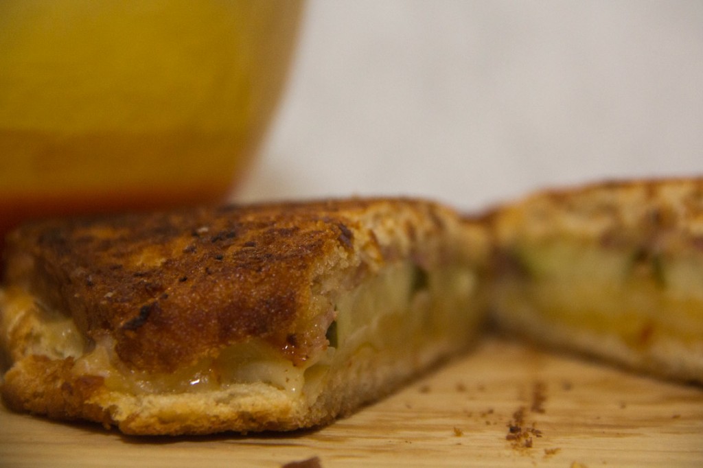 Grilled-Cheese-close2